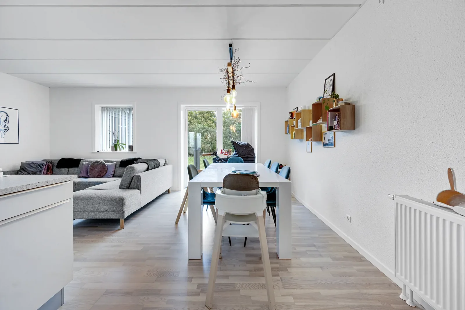 4-room townhouse with a balcony in 9220 Ålborg Øst image 3