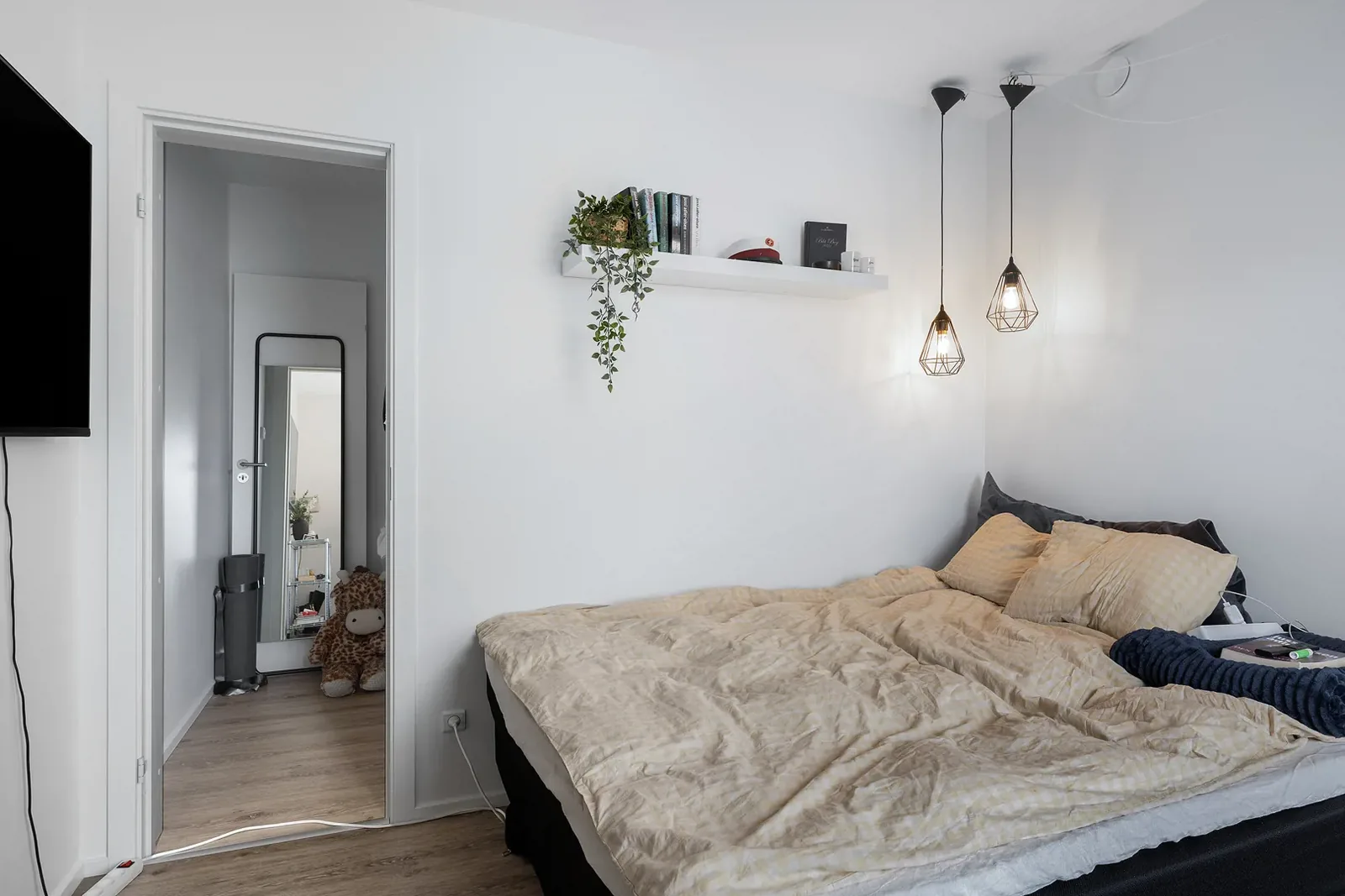 3-room apartment with a balcony in 9000 Ålborg image 5