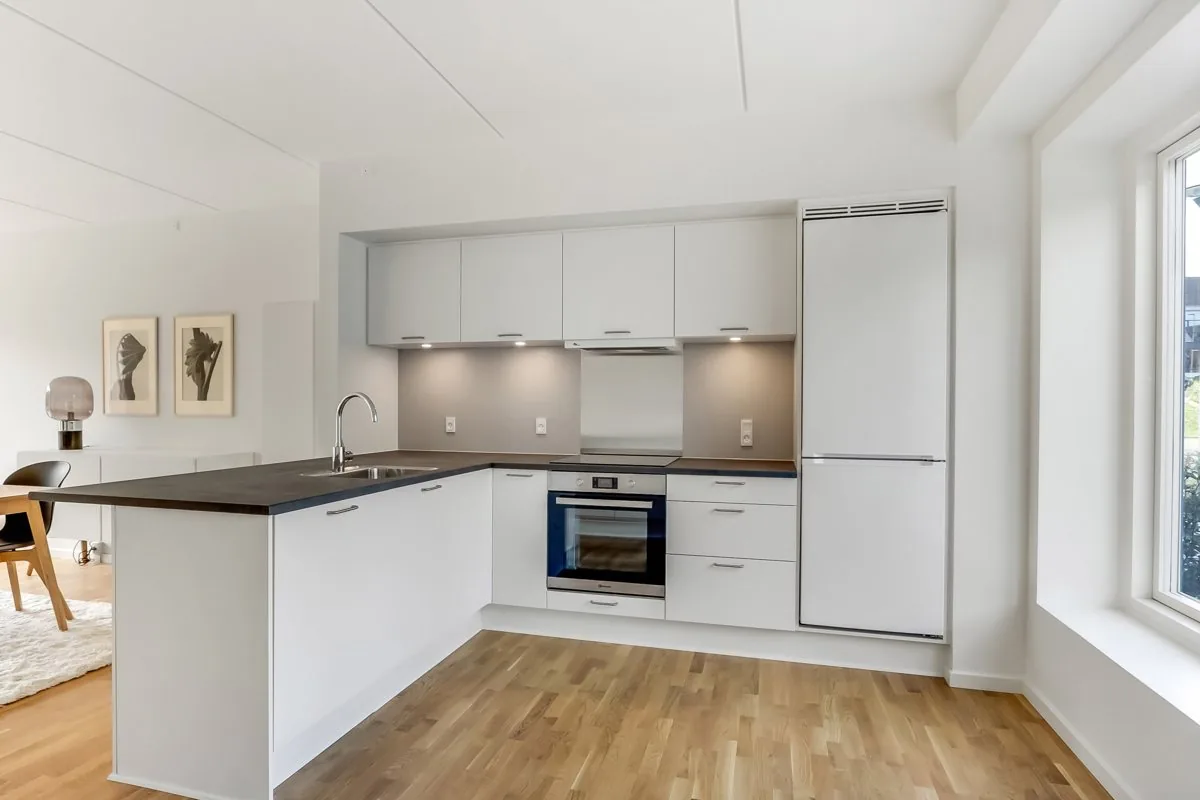 5-room townhouse with parking in 5000 Odense C image 1