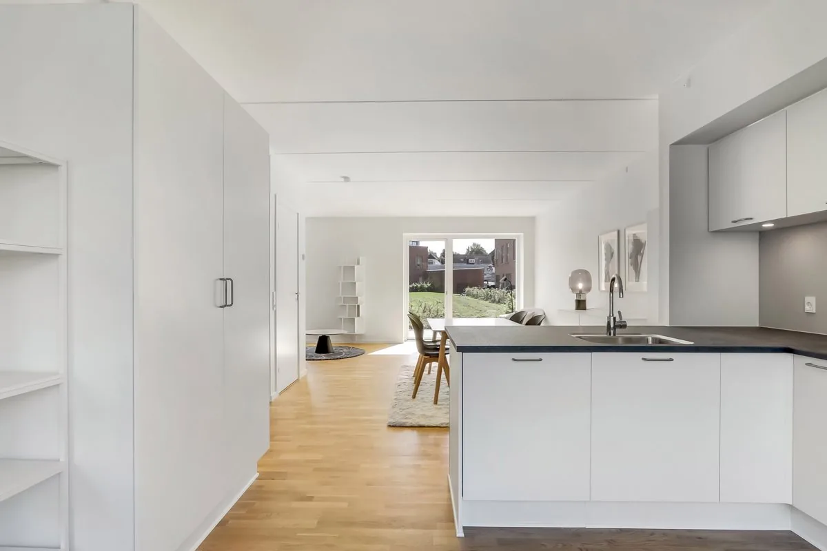 5-room townhouse with parking in 5000 Odense C image 2