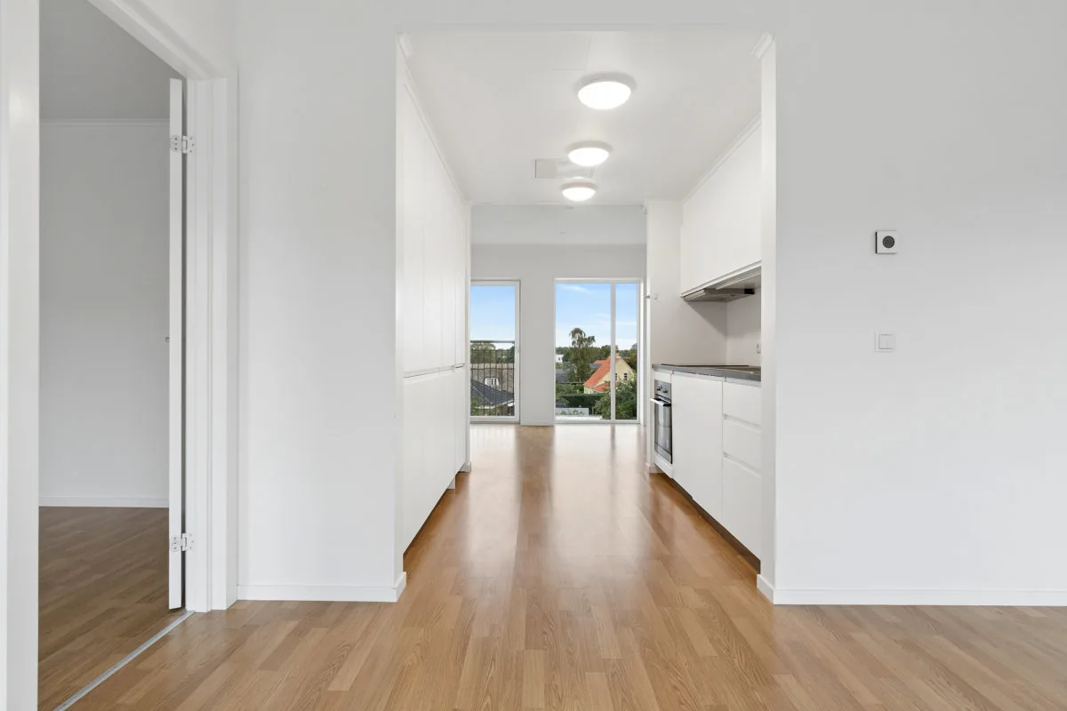 4-room apartment with a balcony in 3650 Ølstykke image 5