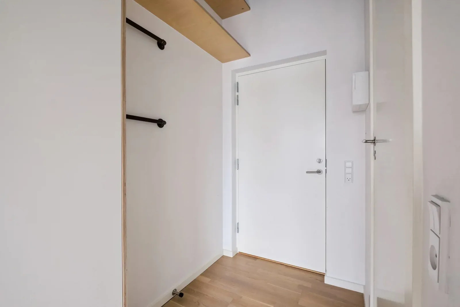 1-room apartment with an elevator in 9400 Nørresundby image 4