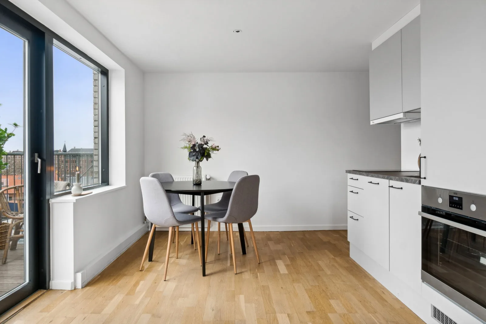 2-room apartment with an elevator in 2500 Valby image 2