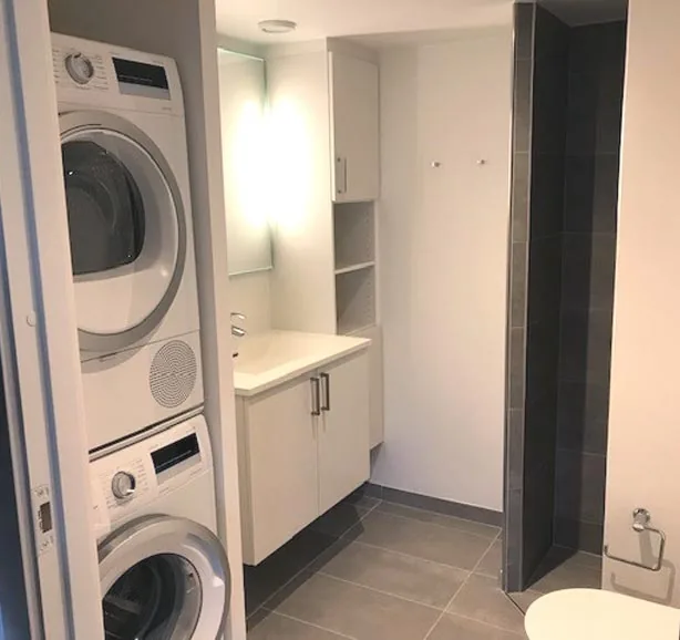 2-room apartment with a balcony in 5000 Odense C image 3