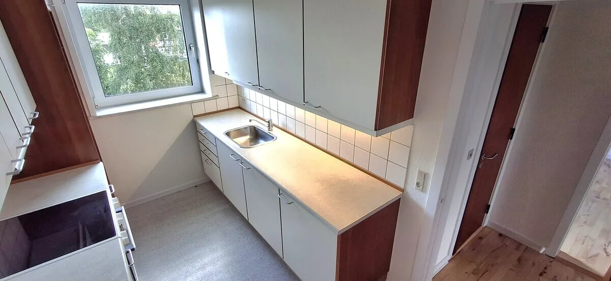3-room apartment with a balcony in 9900 Frederikshavn image 1