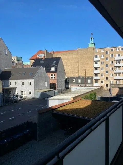 2-værelses lejlighed med altan i 9000 Ålborg