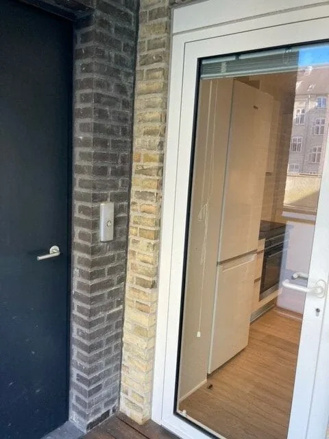2-værelses lejlighed med altan i 9000 Ålborg billede 2