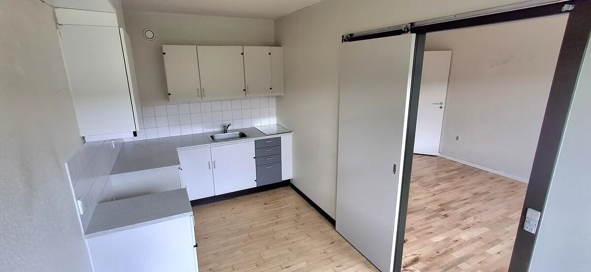 2-room apartment with a balcony in 9900 Frederikshavn image 1