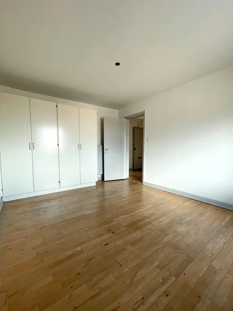 2-room apartment with a balcony in 9000 Ålborg image 4