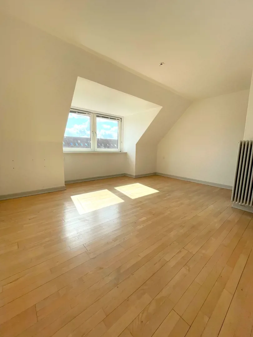 2-room apartment with a balcony in 9000 Ålborg image 2