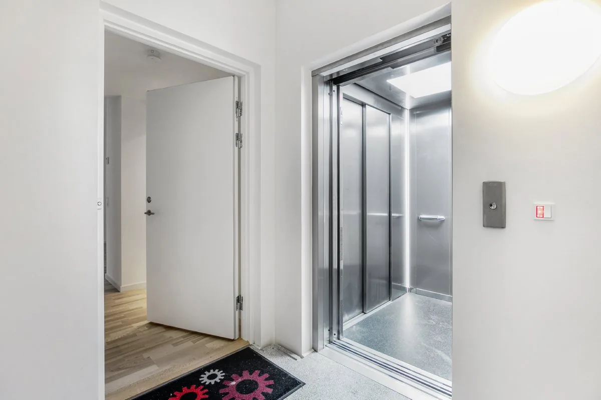 1-room apartment with a balcony in 2500 Valby image 5