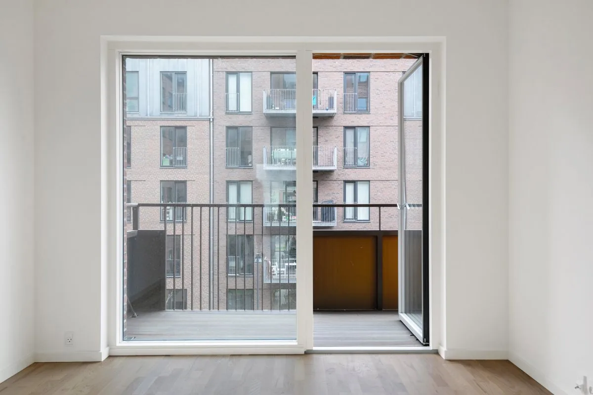 1-room apartment with a balcony in 2500 Valby image 2