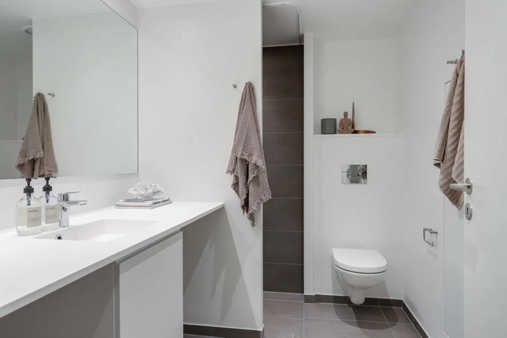 4-room apartment with an elevator in 2605 Brondby image 4