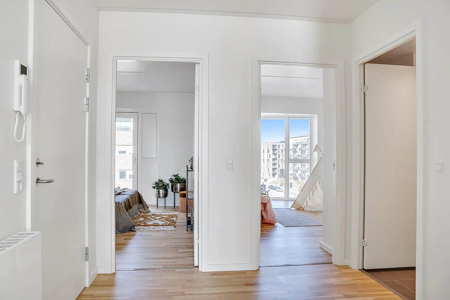 3-room apartment with a balcony in 2450 København SV image 3