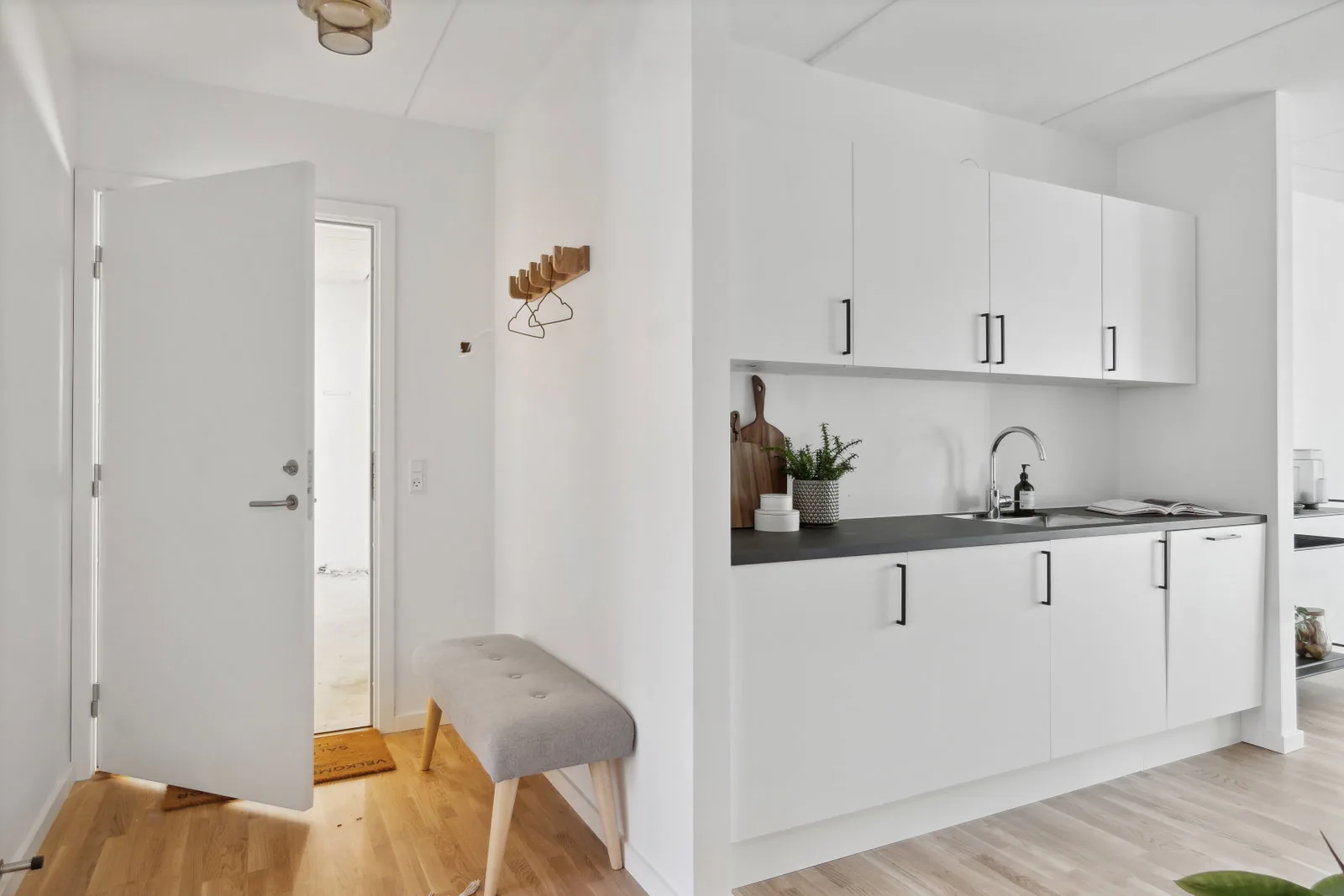 3-værelses lejlighed med elevator i 2635 Ishøj billede 2