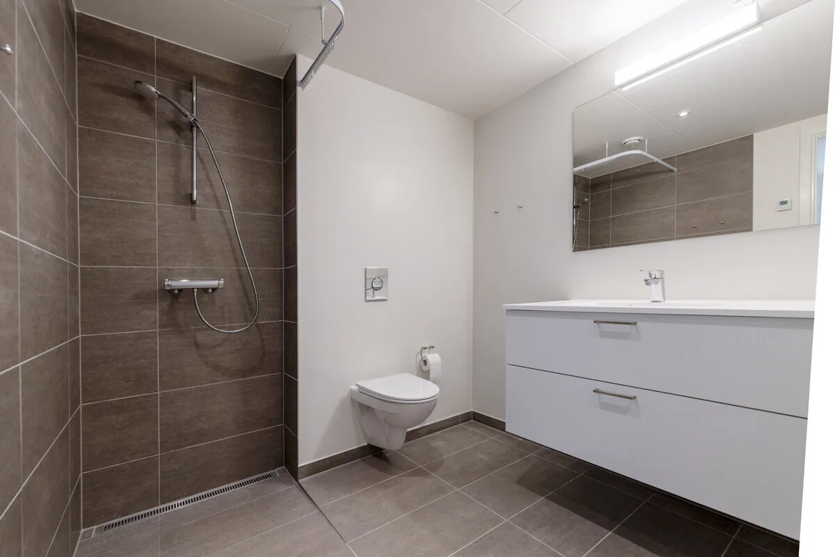 4-room apartment with a balcony in 9900 Frederikshavn image 5