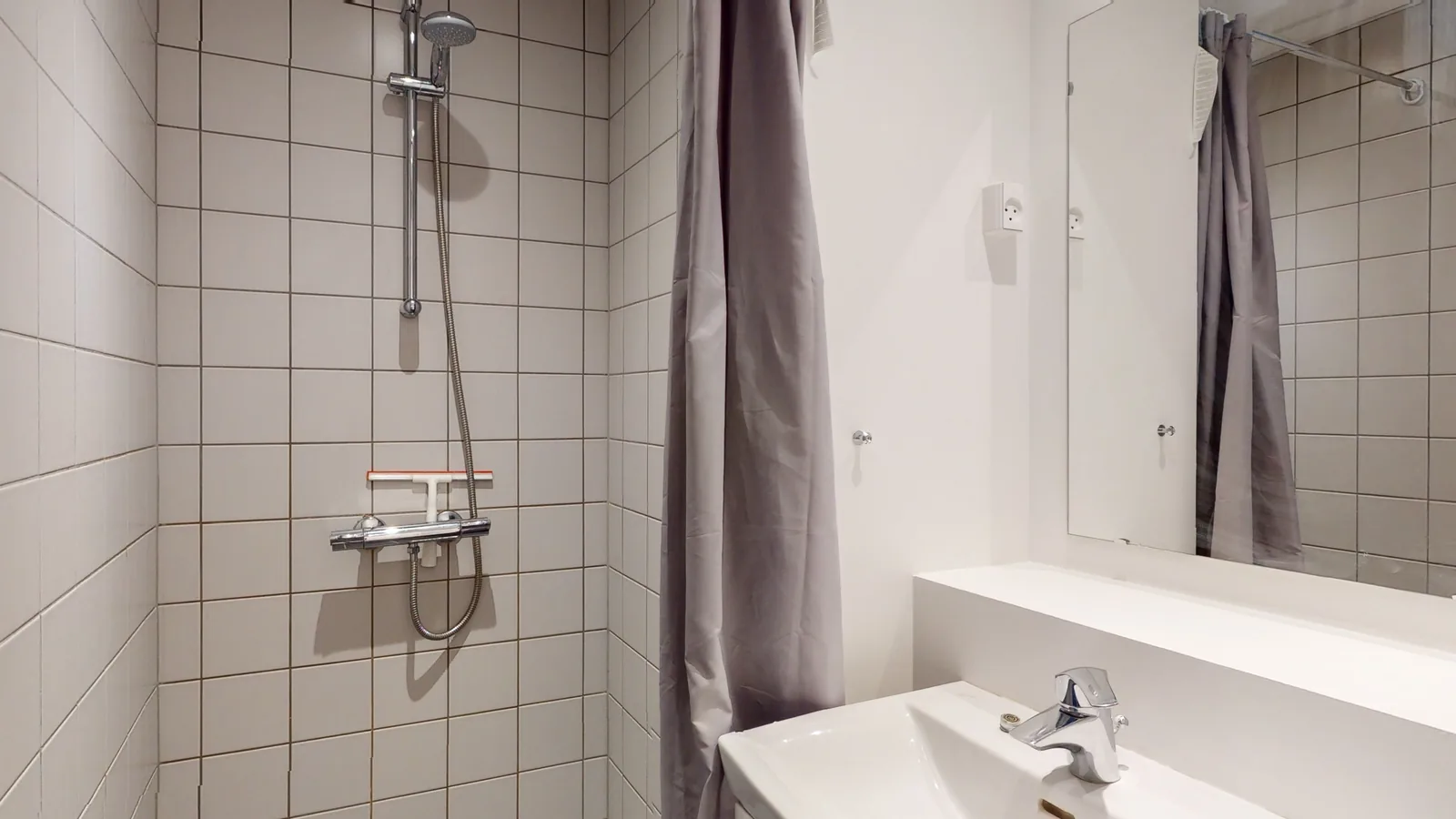 1-room apartment with an elevator in 2450 København SV image 3