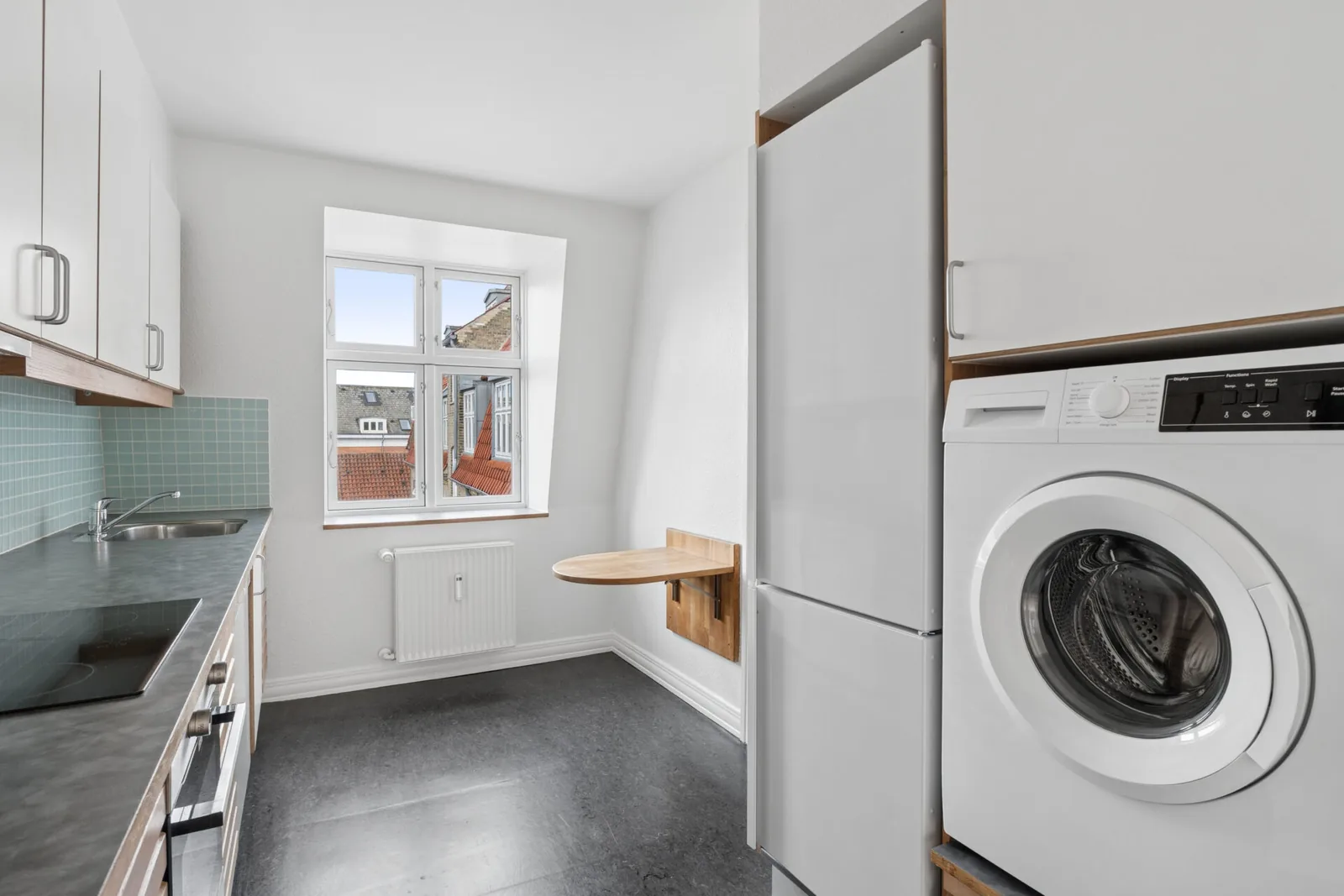 3-room apartment with a balcony in 9000 Ålborg image 3