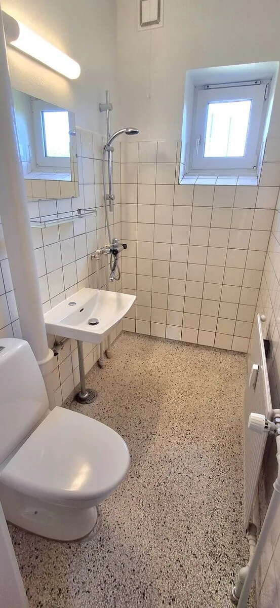 3-room apartment with a balcony in 9900 Frederikshavn image 3