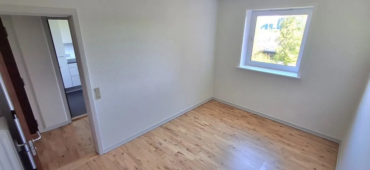 3-room apartment with a balcony in 9900 Frederikshavn image 4