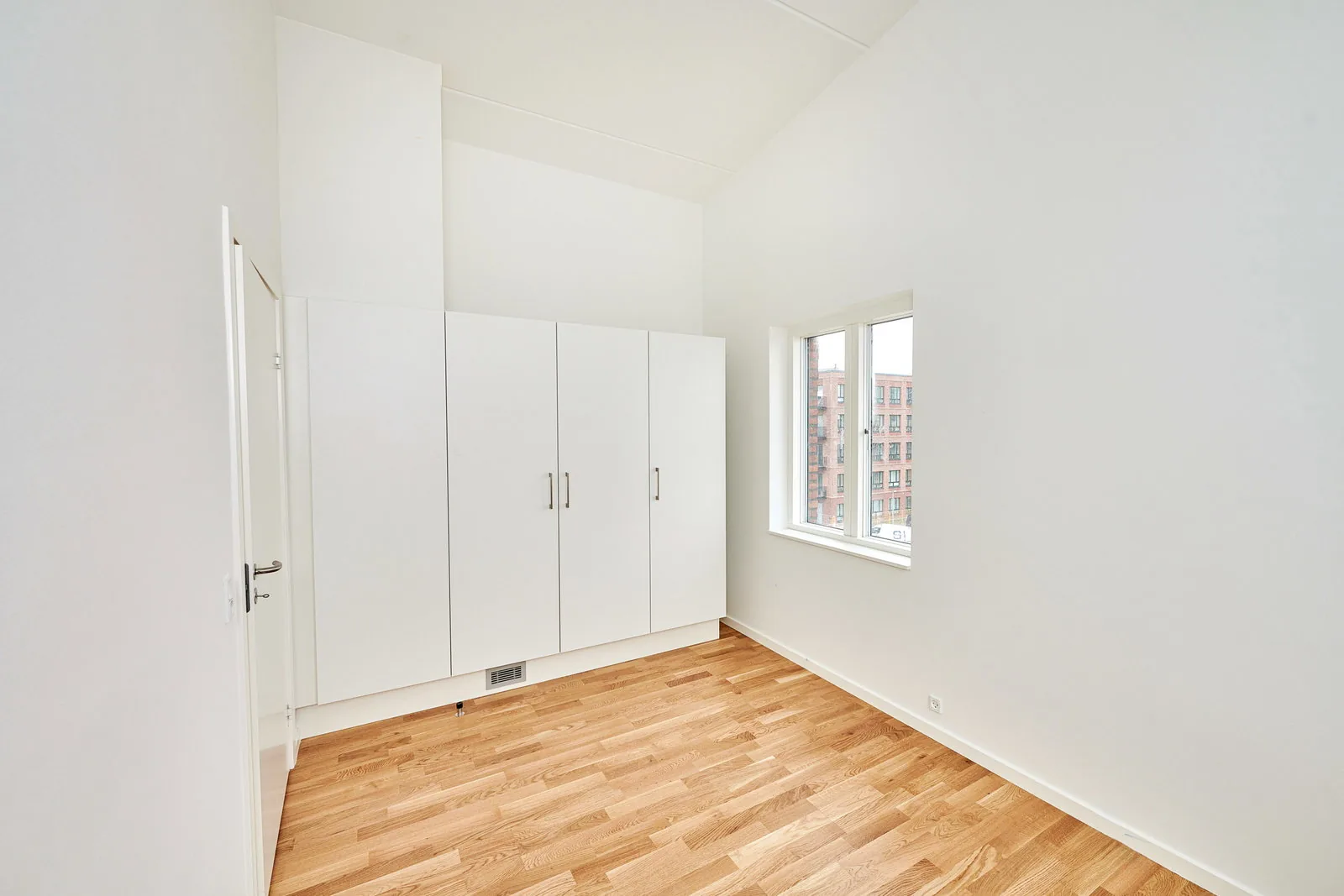 3-room apartment with an elevator in 2750 Ballerup image 1