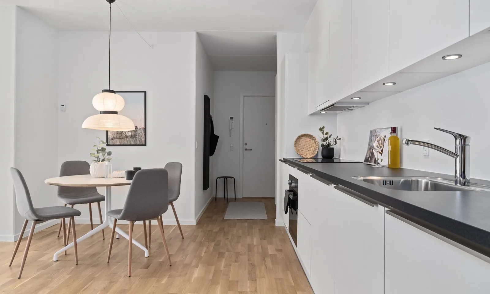 4-room apartment with an elevator in 8240 Risskov image 5