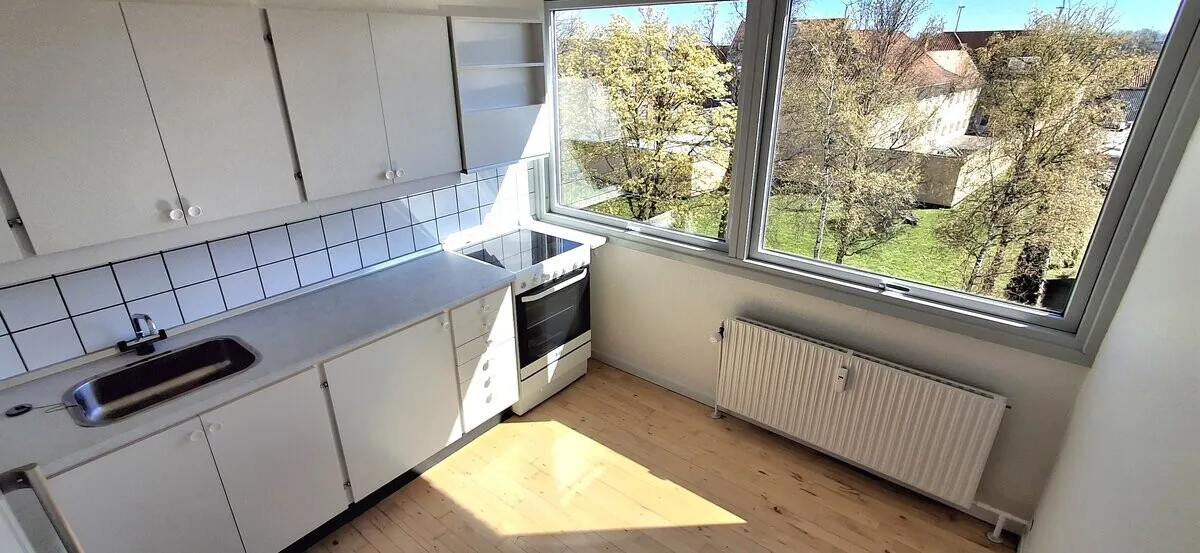 2-værelses lejlighed med altan i 9900 Frederikshavn billede 1