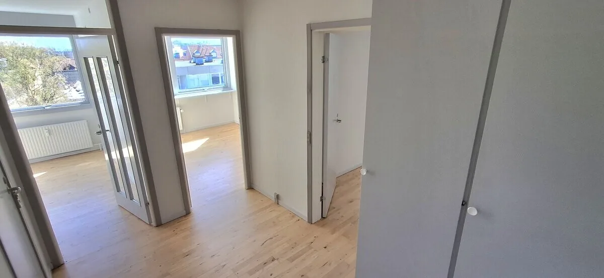 2-værelses lejlighed med altan i 9900 Frederikshavn billede 5