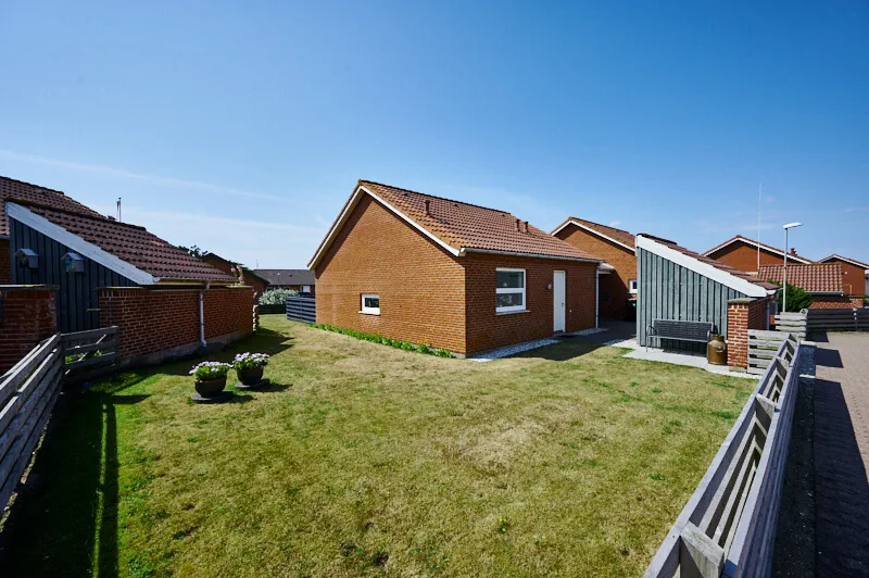 2-værelses rækkehus i 6960 Hvide Sande