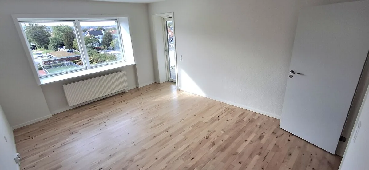 4-værelses lejlighed med altan i 9900 Frederikshavn billede 2