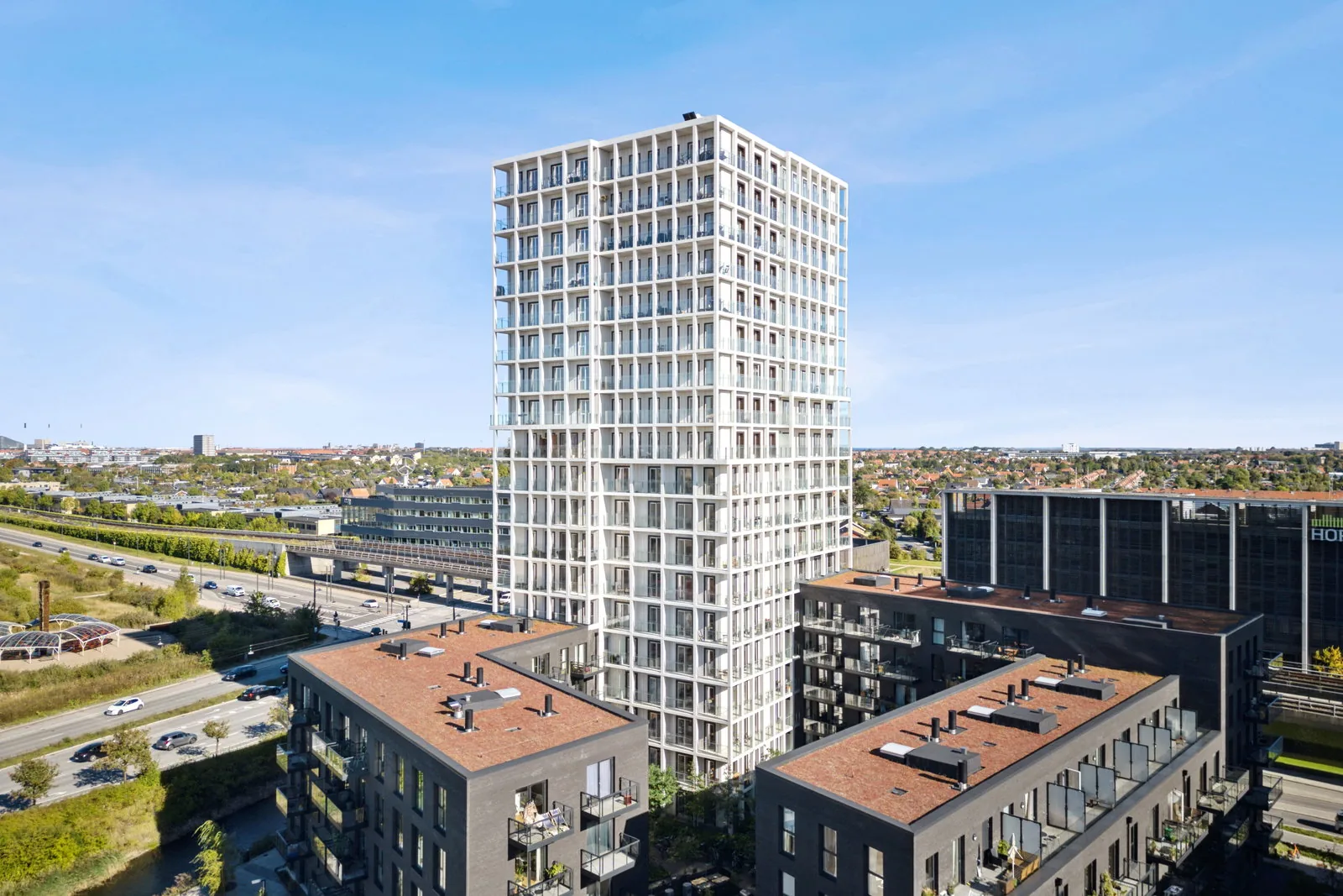 3-room apartment with an elevator in 2300 København S image 1