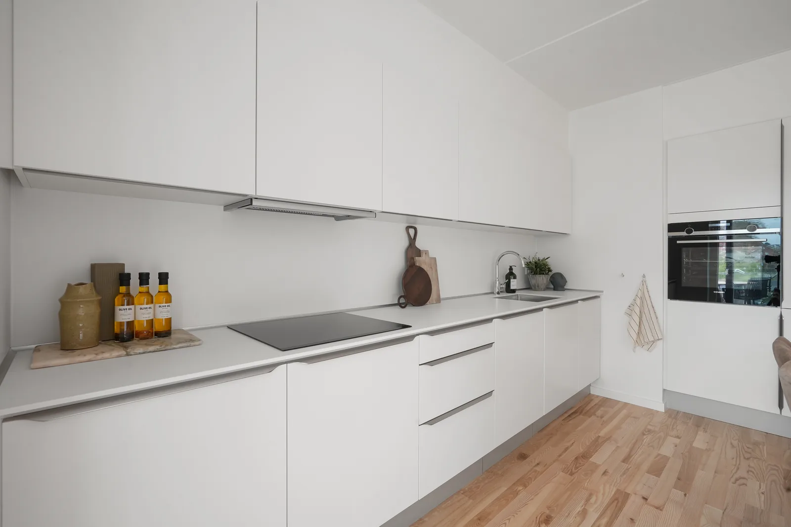 5-room apartment in 8240 Risskov image 2
