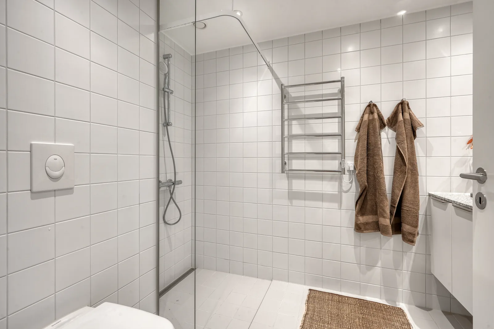 5-room apartment in 8240 Risskov image 4