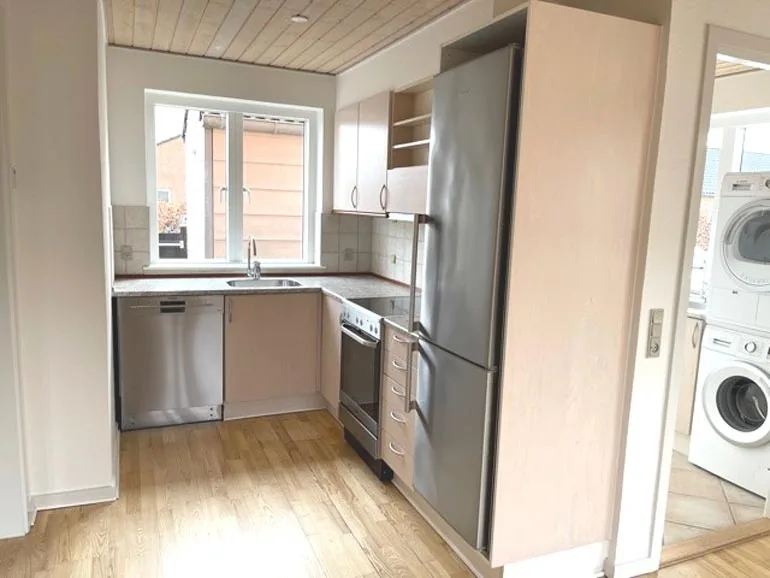 4-værelses lejlighed med altan i 5220 Odense SØ billede 3